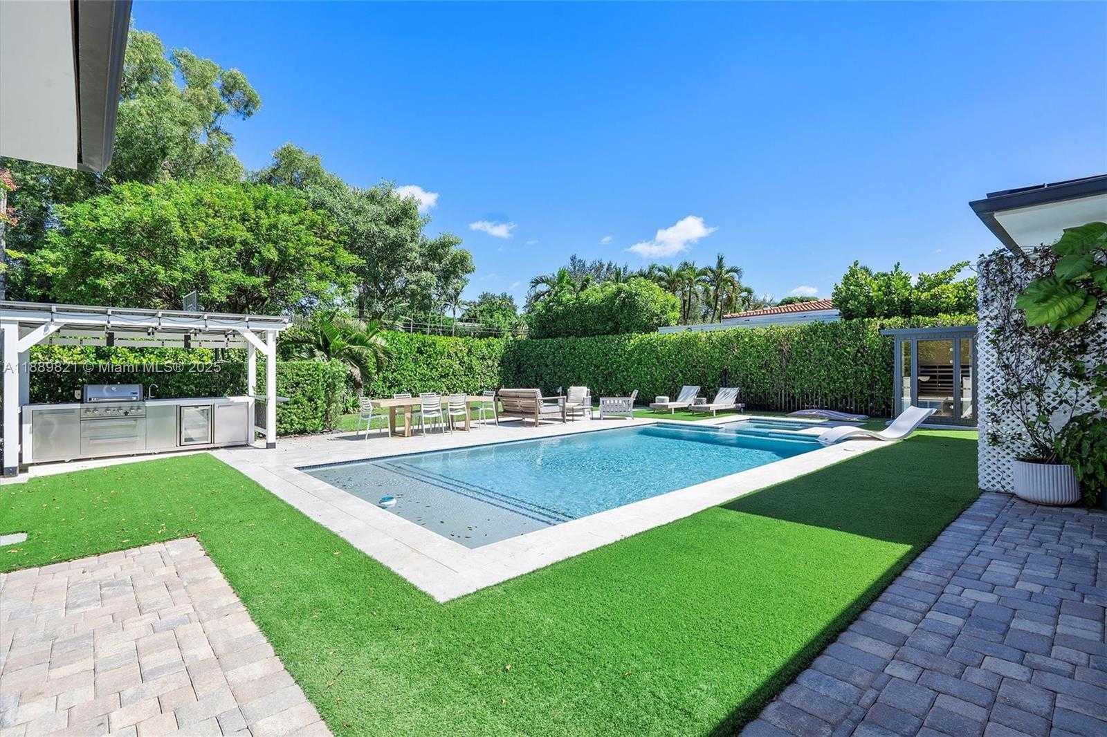 Small Image of 5950 SOUTH WEST 29TH ST, Miami Number 43