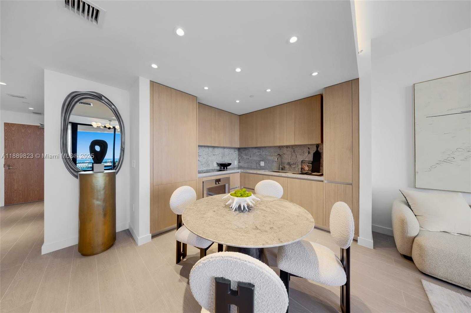 Small Image of 500 ALTON RD #2008, Miami Beach Number 23