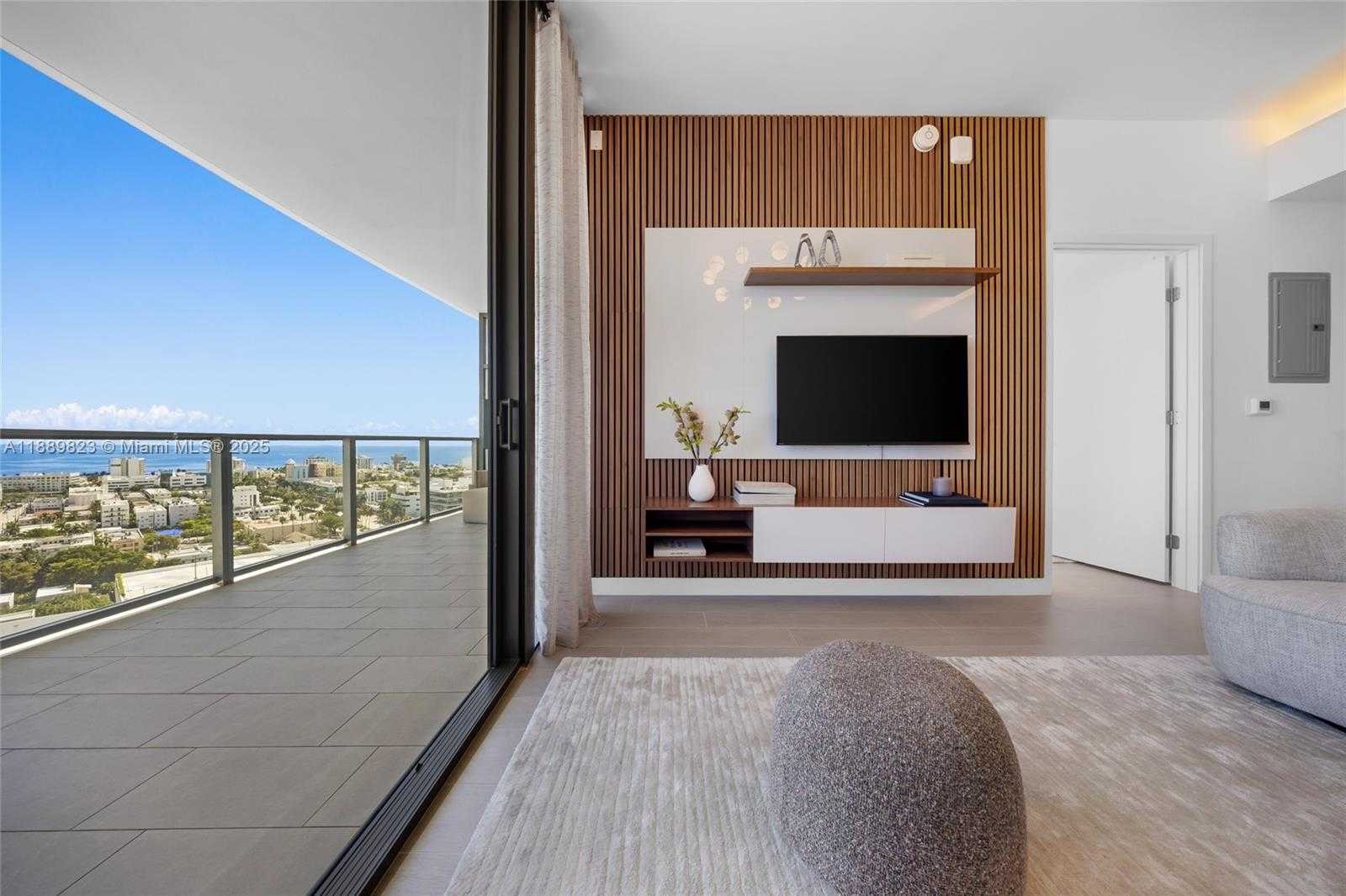 Small Image of 500 ALTON RD #2008, Miami Beach Number 29