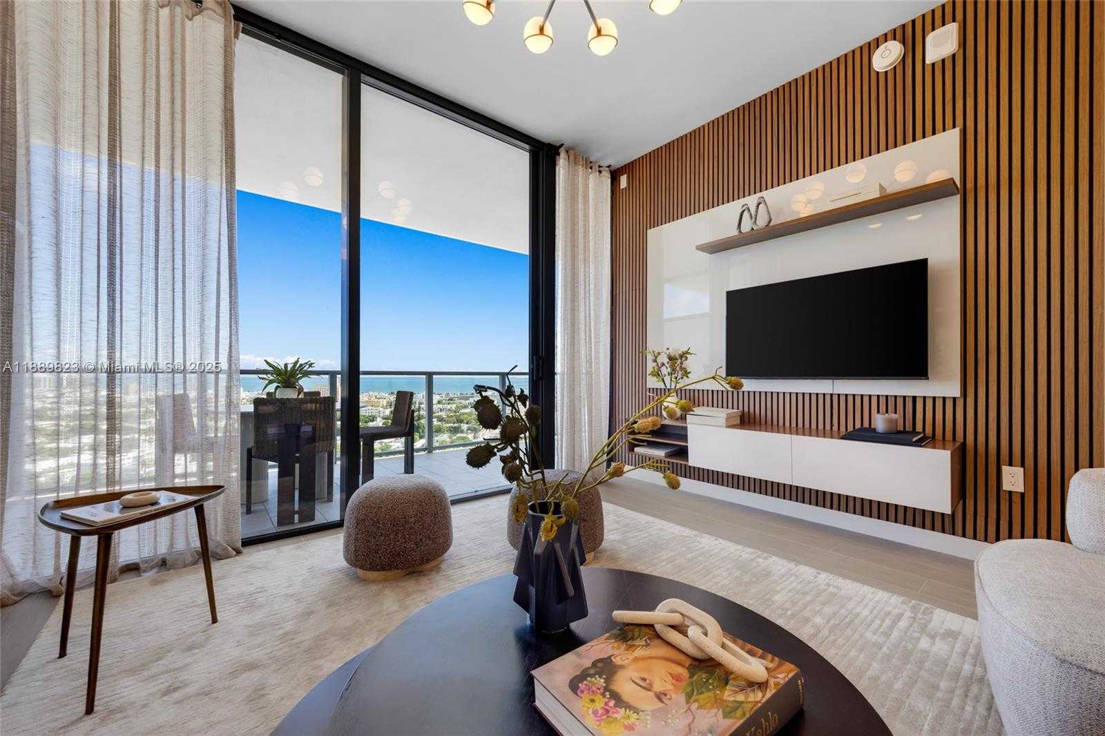 Small Image of 500 ALTON RD #2008, Miami Beach Number 6