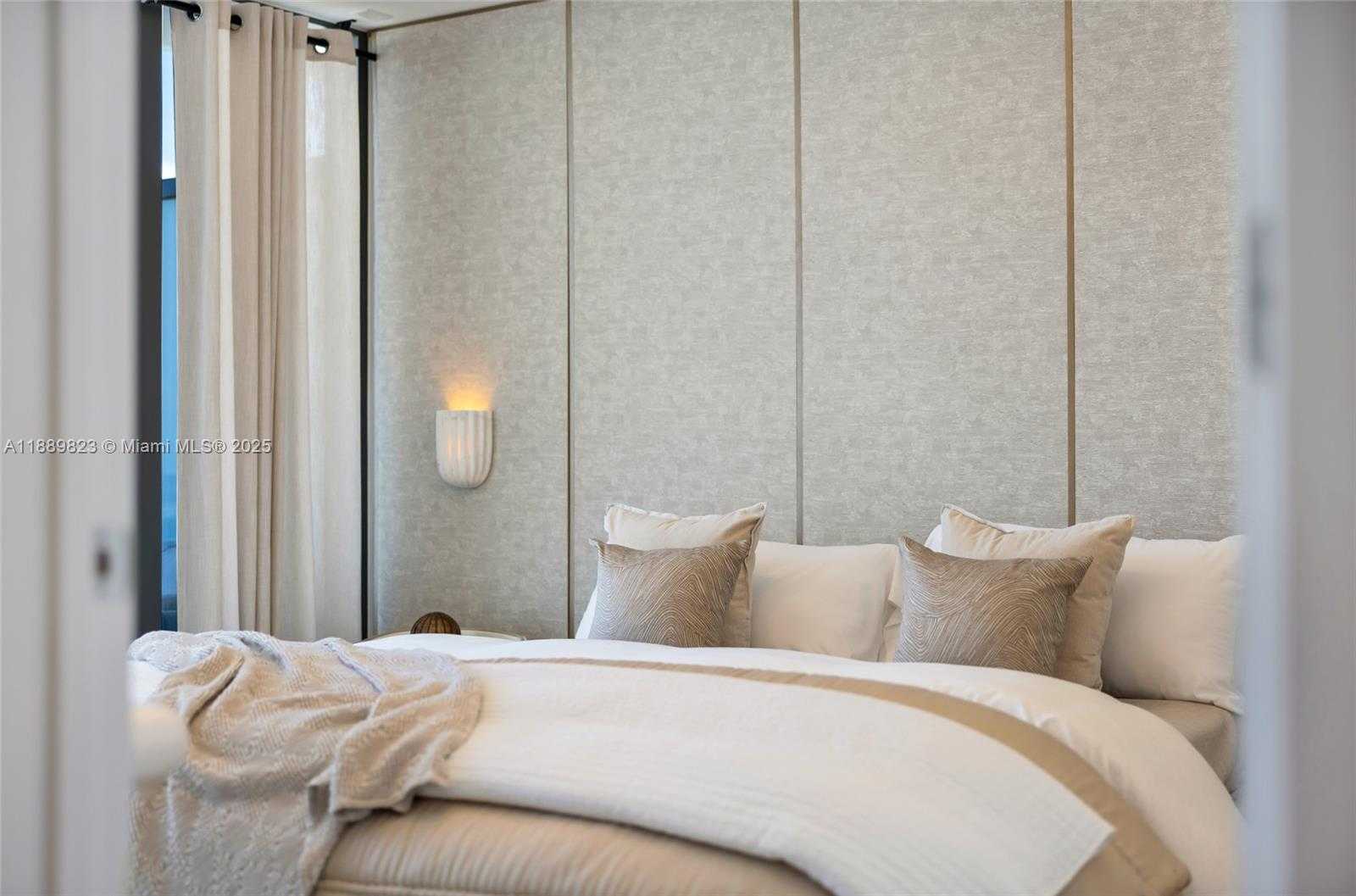 Small Image of 500 ALTON RD #2008, Miami Beach Number 8