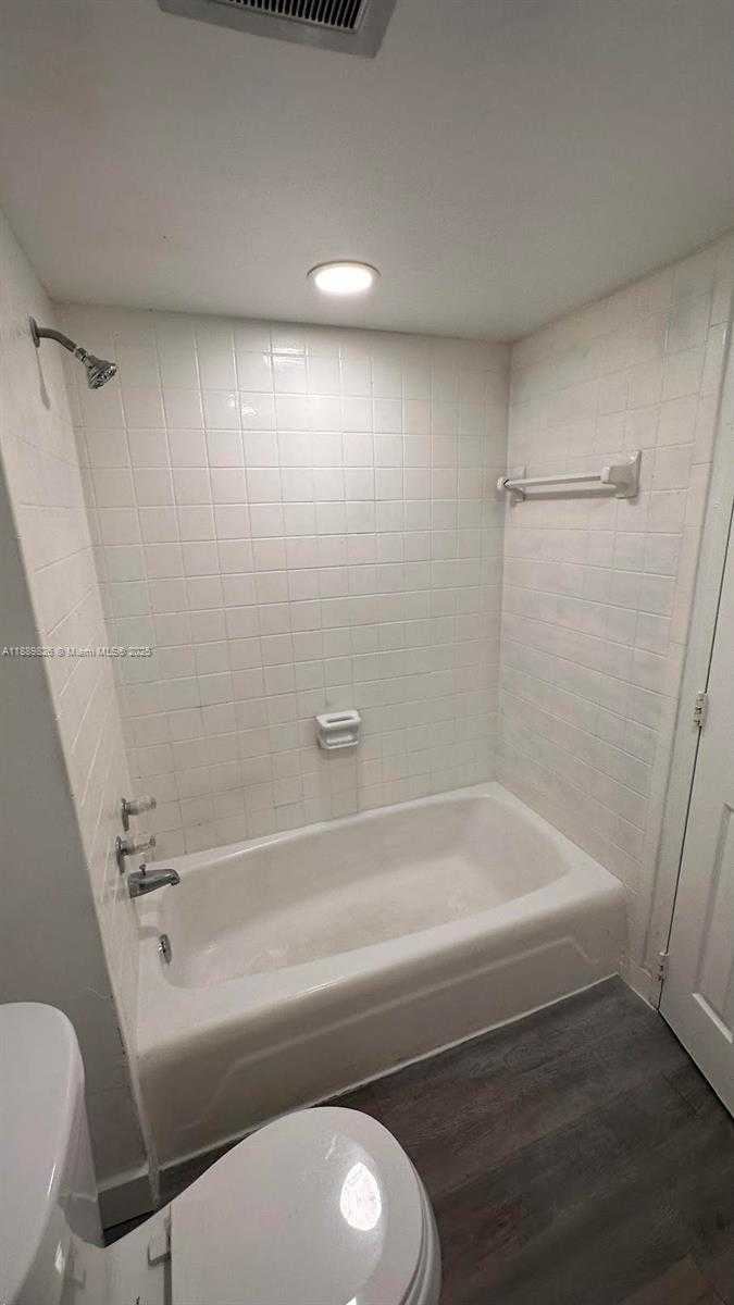 Small Image of 4460 NORTH WEST 79TH AVE #2D, Doral Number 10