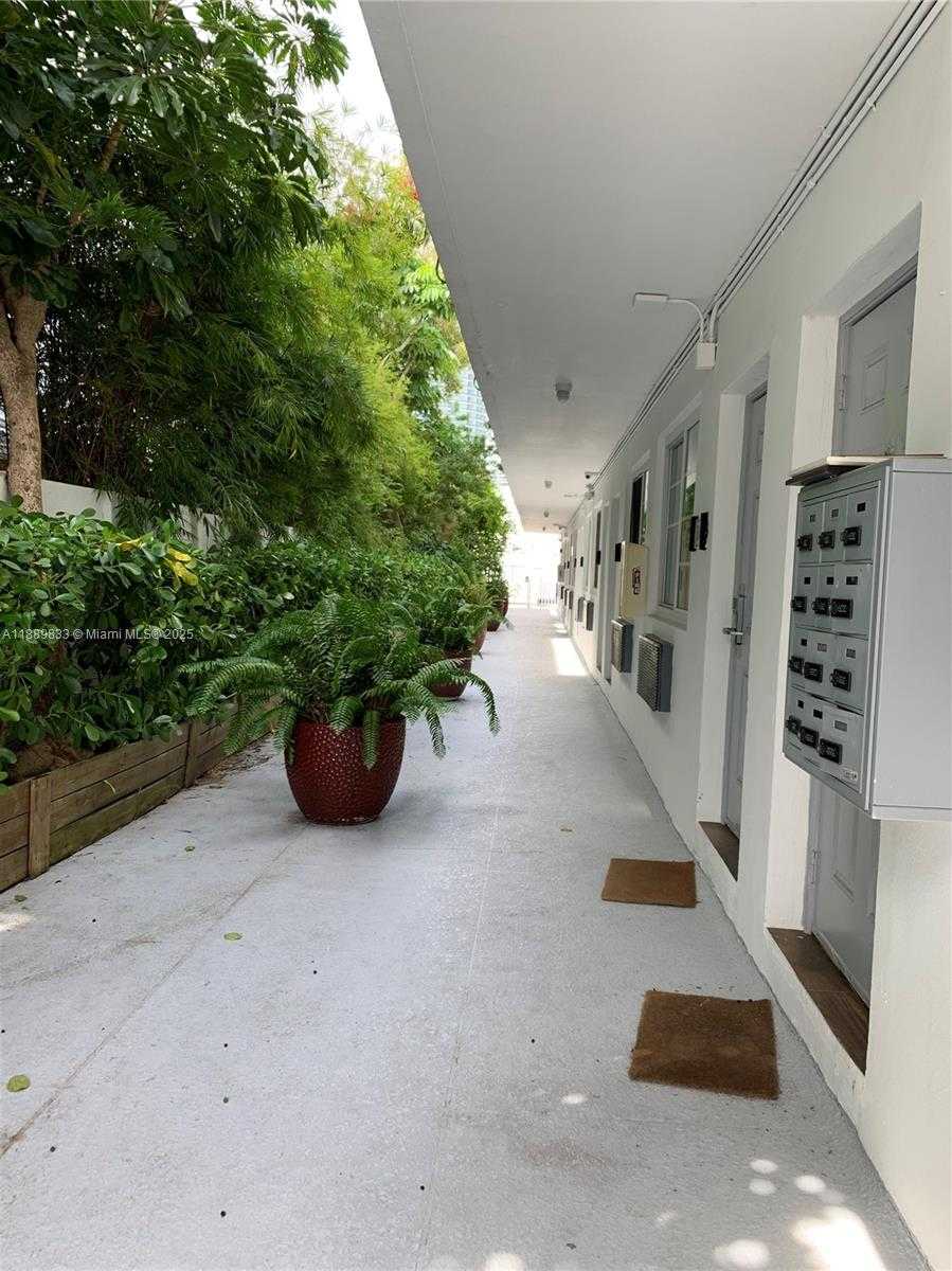 Small Image of 1524 LENOX AVE #15, Miami Beach Number 7