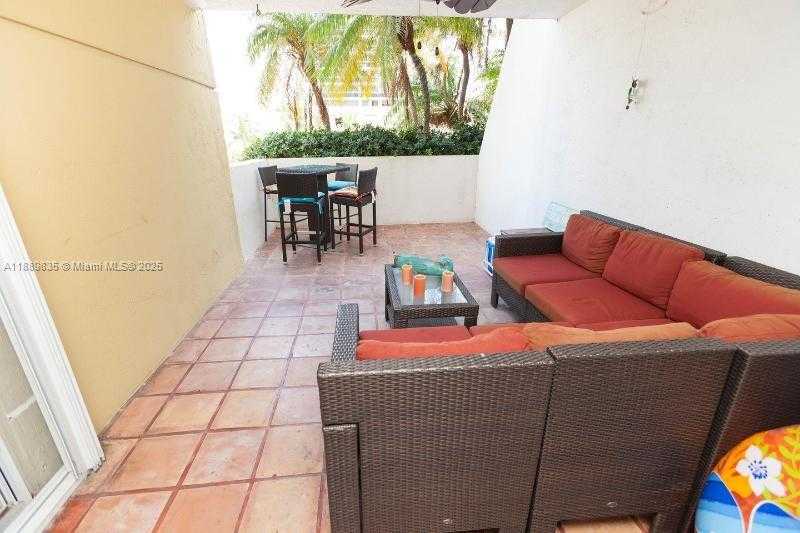 Small Image of 5880 COLLINS AVE #306, Miami Beach Number 30