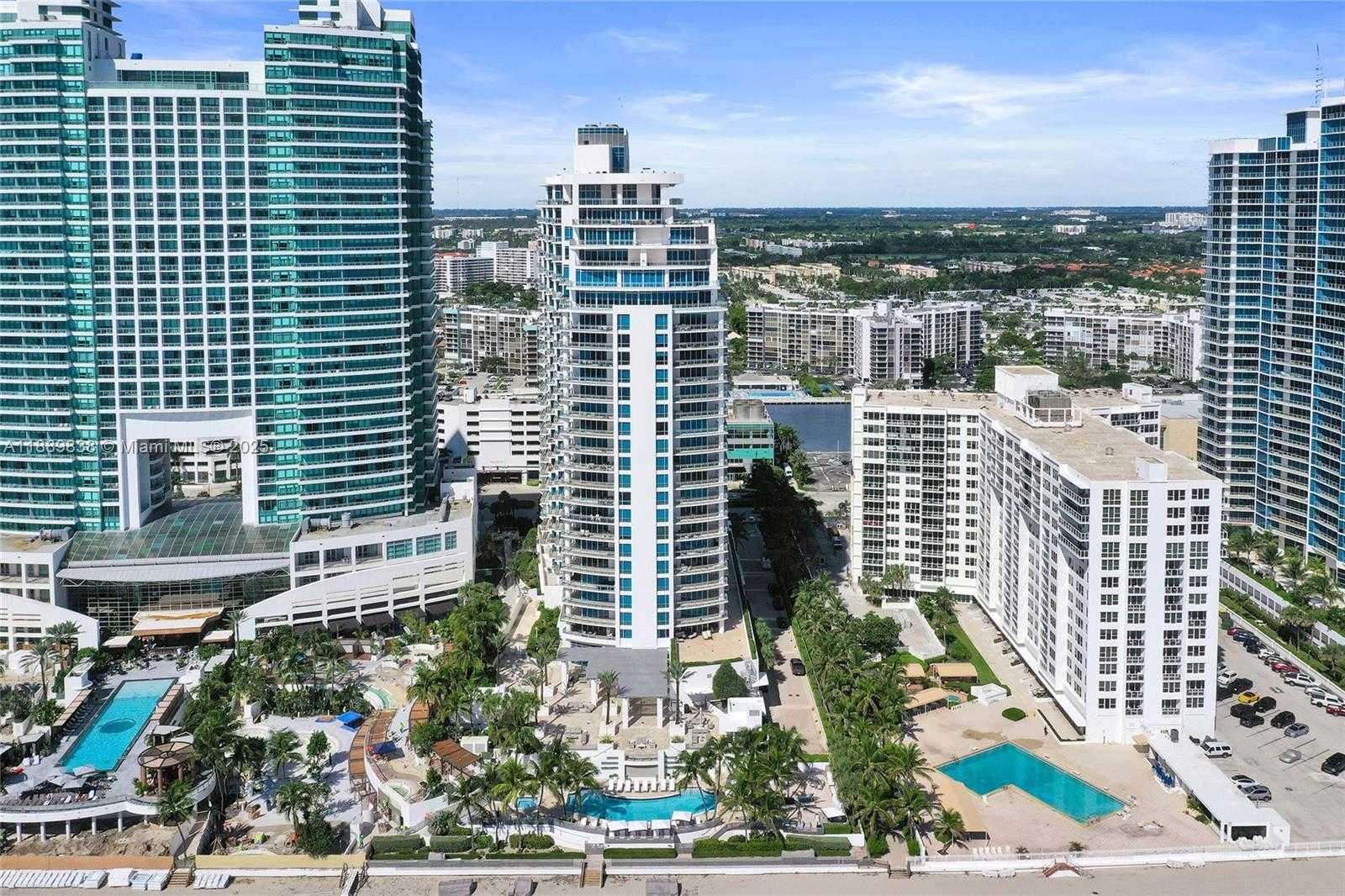 Small Image of 3535 SOUTH OCEAN DR #1703, Hollywood Number 10