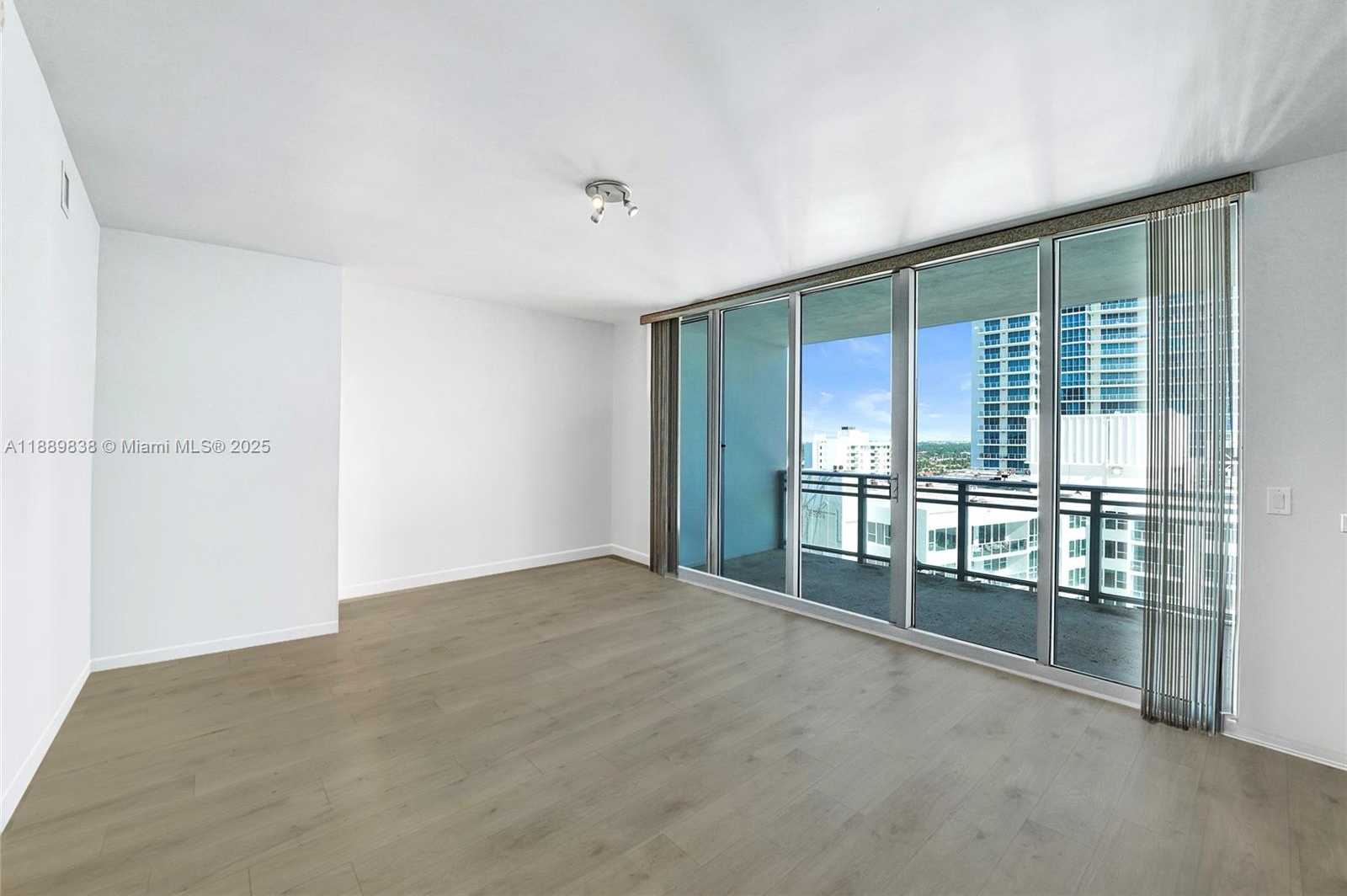 Small Image of 3535 SOUTH OCEAN DR #1703, Hollywood Number 15