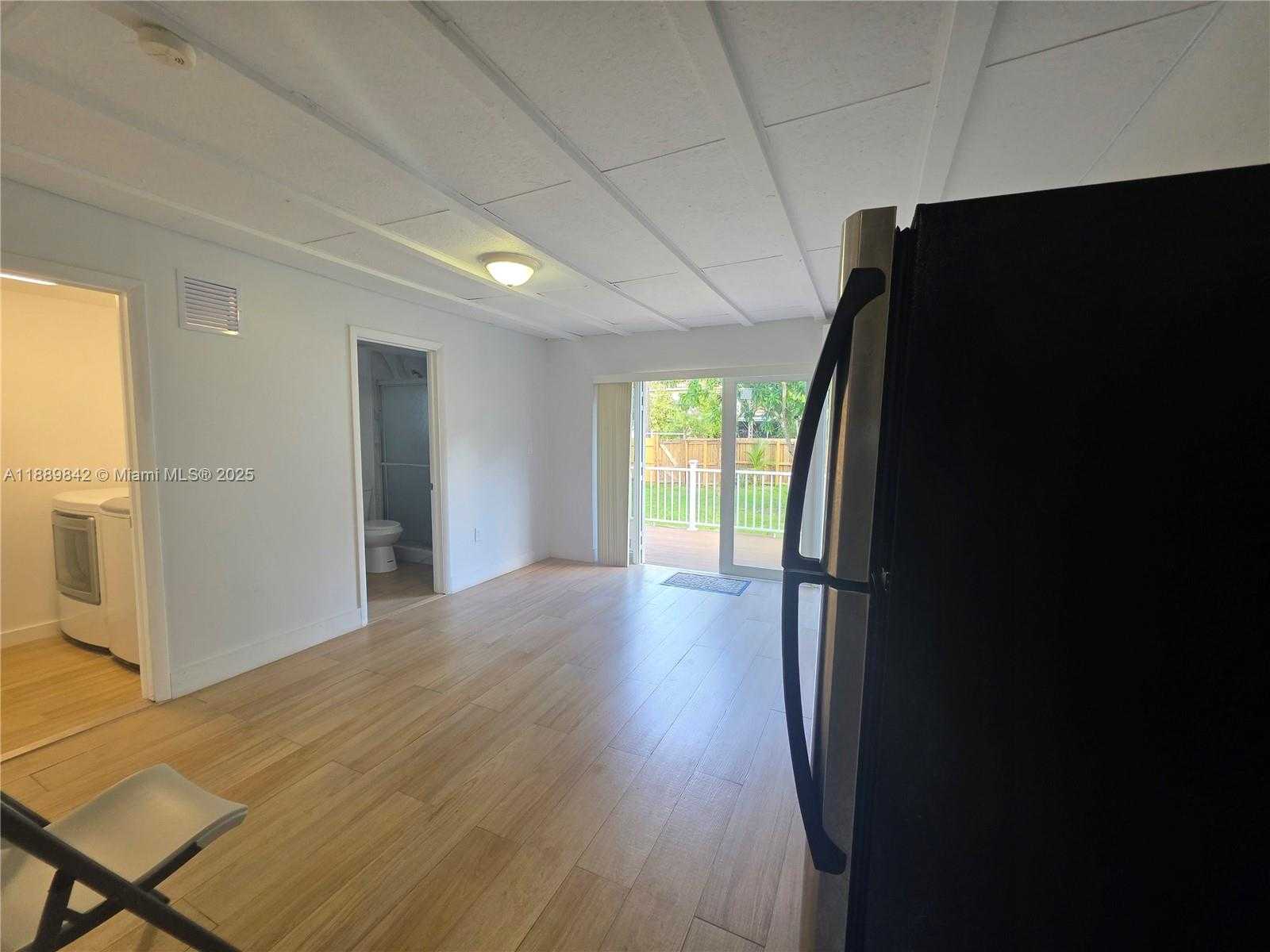 Small Image of 1 NORTH MELROSE DR, Miami Springs Number 29