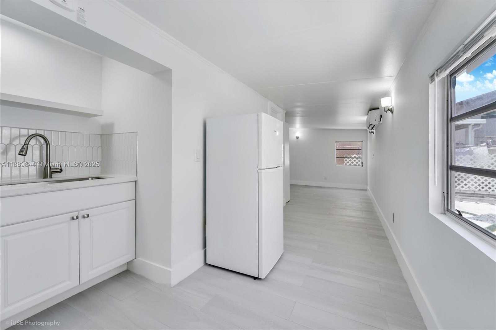 Small Image of 3625 WEST 13TH AVE #2, Hialeah Number 4