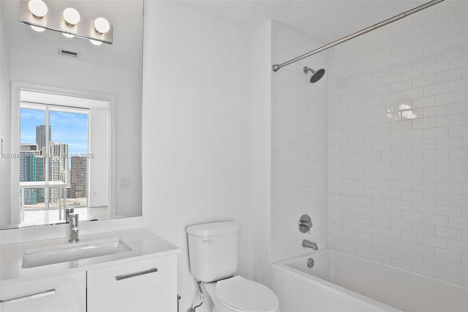 Small Image of 151 SOUTH EAST 1ST ST #3511, Miami Number 12