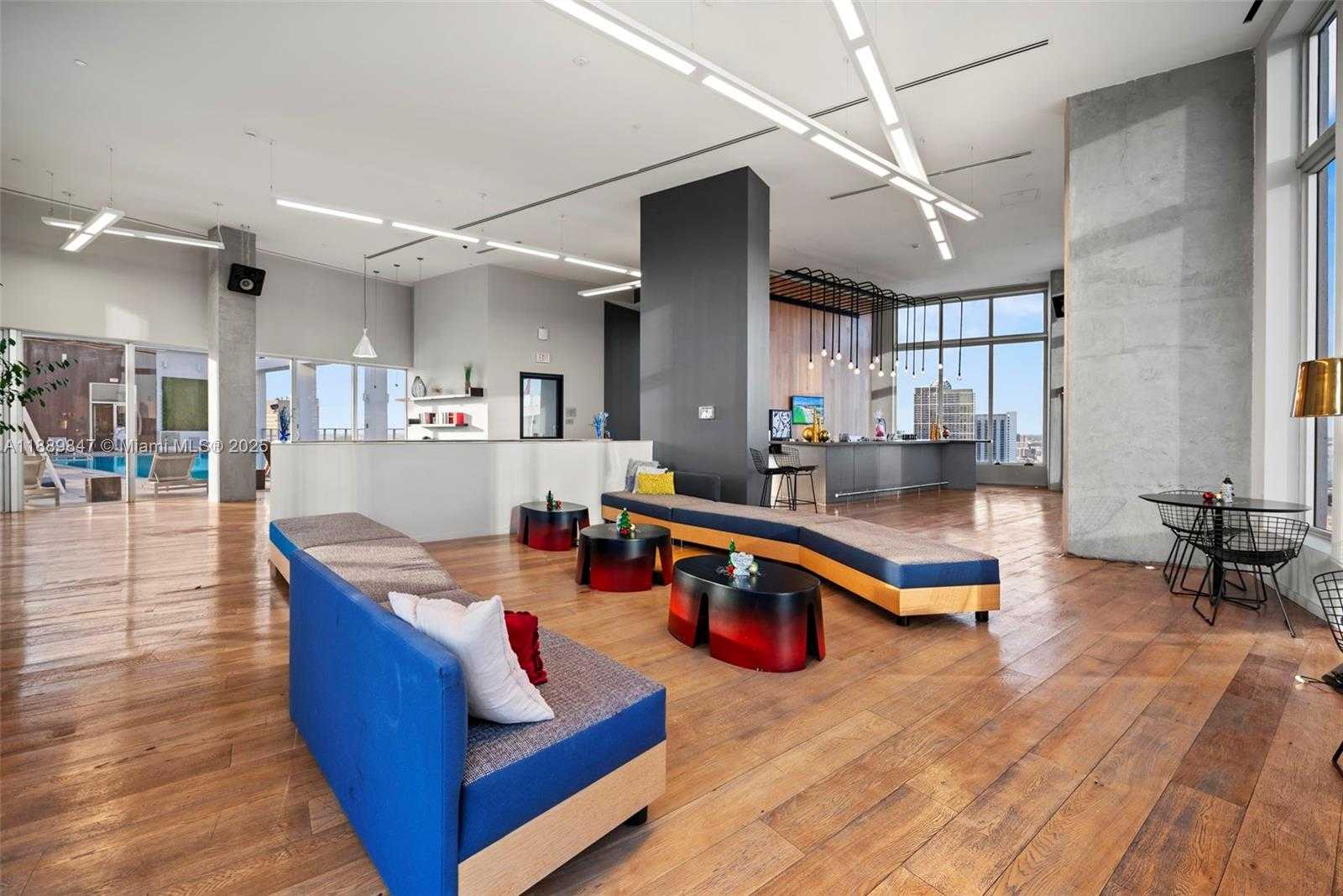 Small Image of 151 SOUTH EAST 1ST ST #3511, Miami Number 22