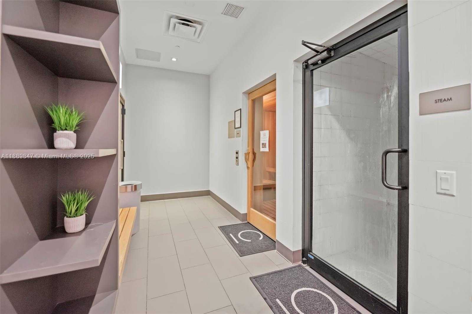 Small Image of 151 SOUTH EAST 1ST ST #3511, Miami Number 29