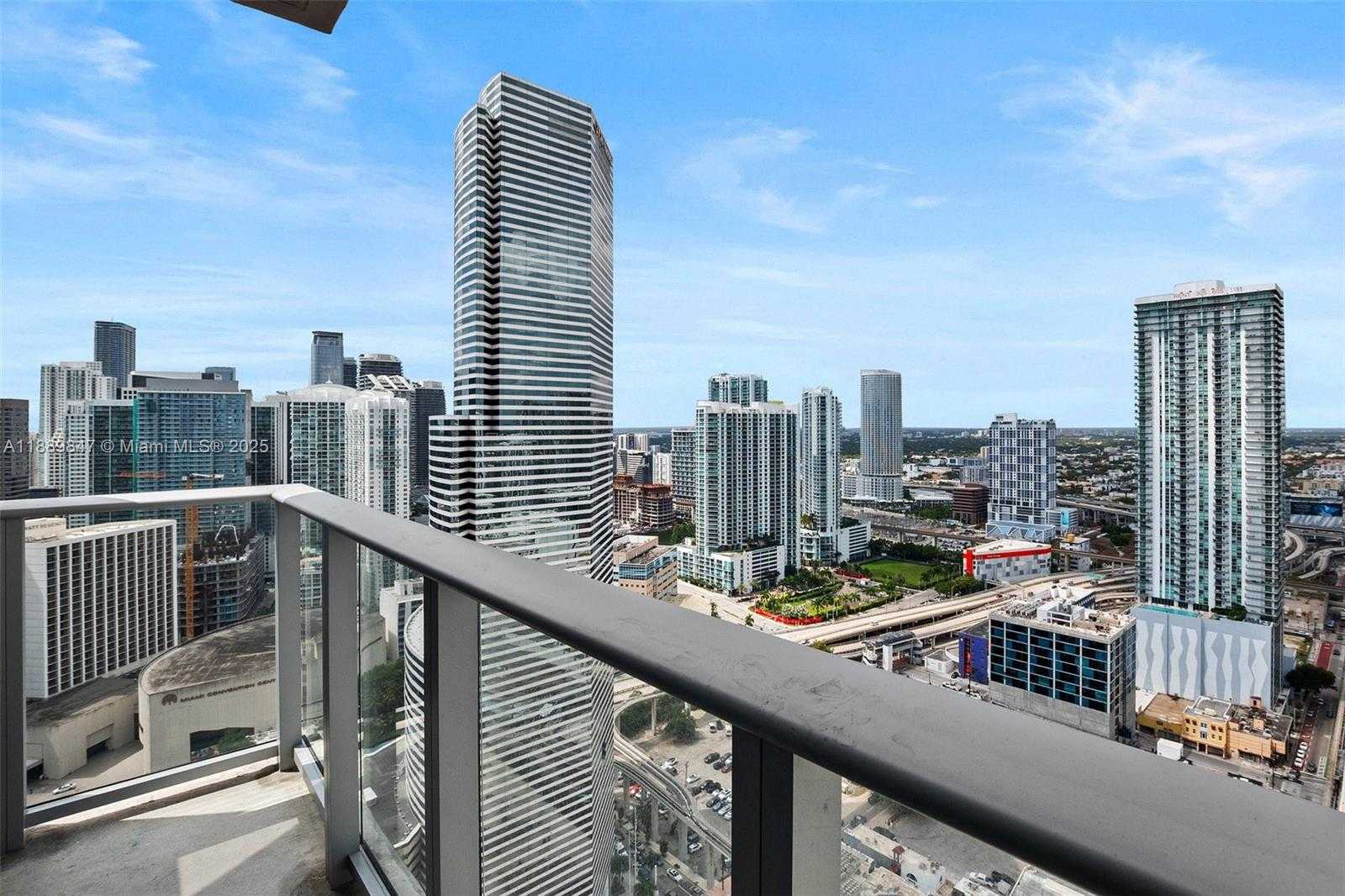 Small Image of 151 SOUTH EAST 1ST ST #3511, Miami Number 6