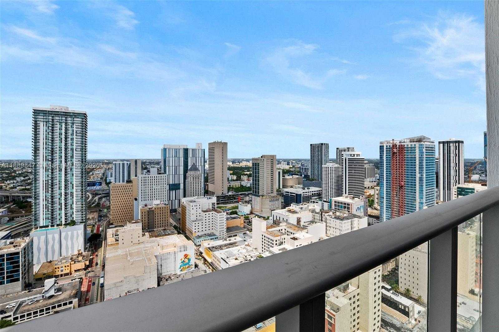 Small Image of 151 SOUTH EAST 1ST ST #3511, Miami Number 7