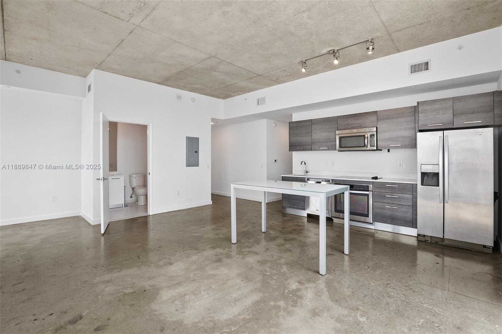 Small Image of 151 SOUTH EAST 1ST ST #3511, Miami Number 8