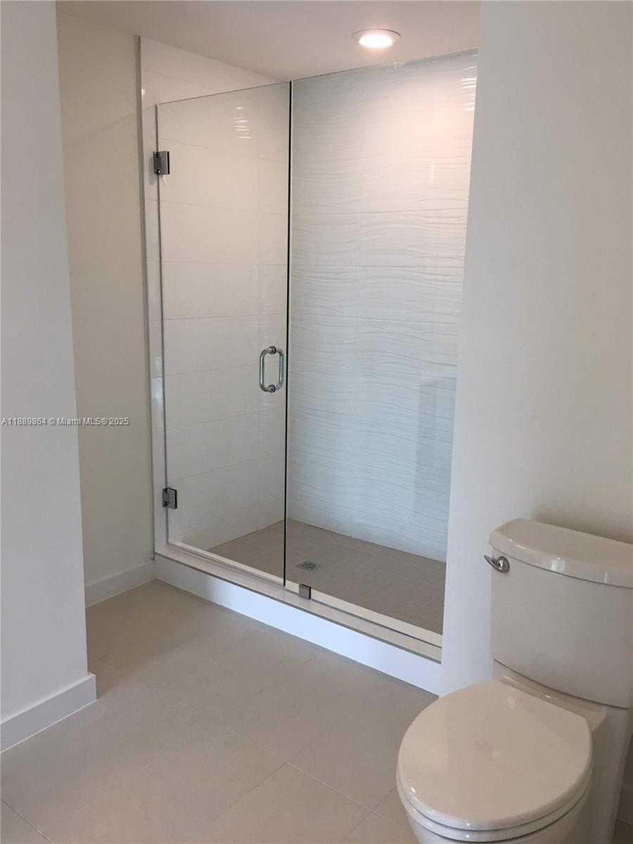 Small Image of 7875 NORTH WEST 107TH AVE #618, Doral Number 5