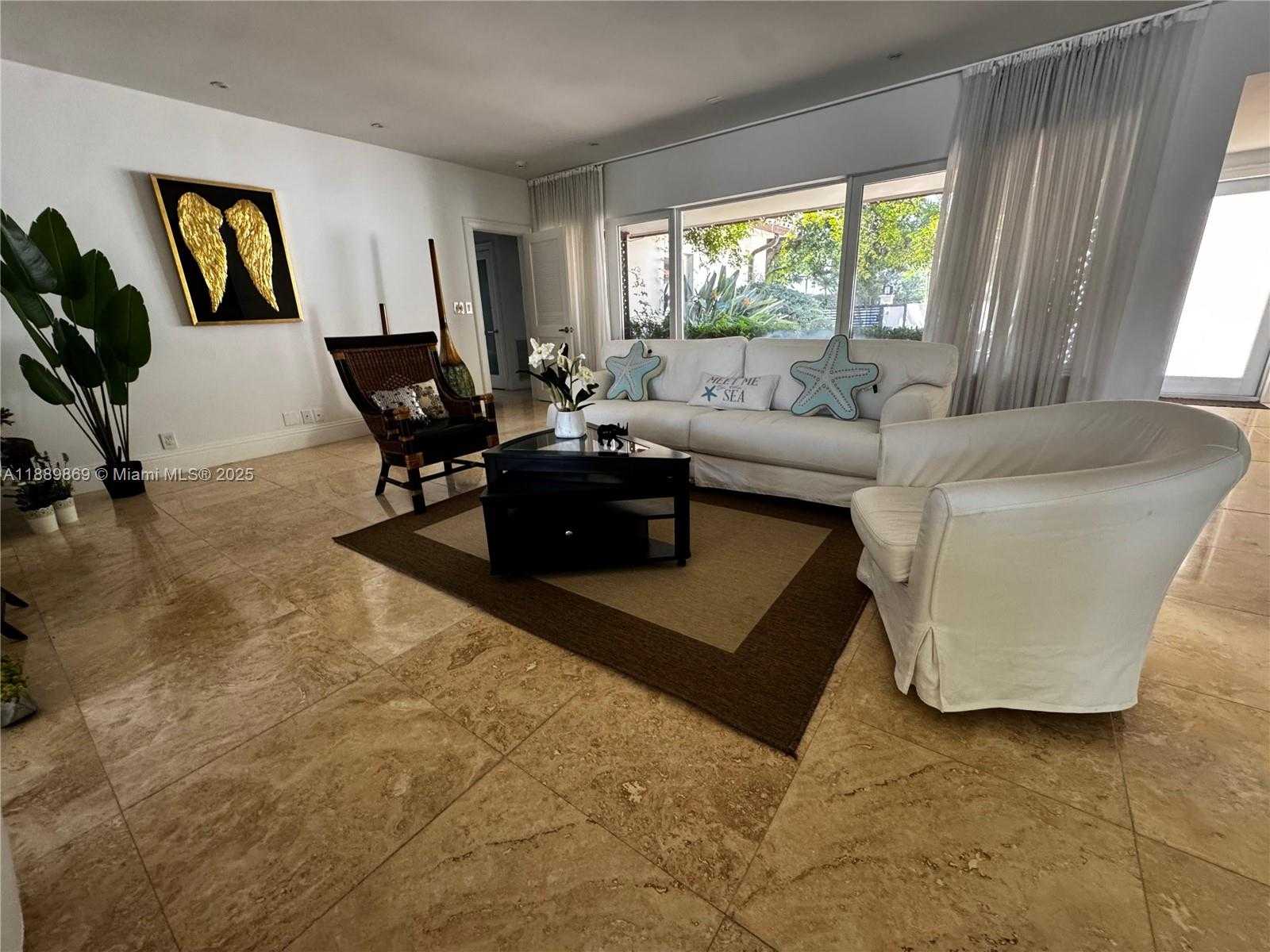 Small Image of 6015 PINE TREE DR, Miami Beach Number 40