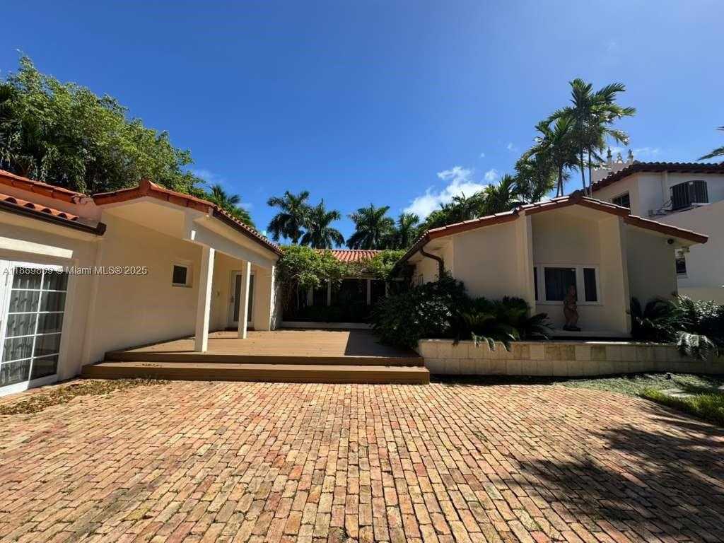 Small Image of 6015 PINE TREE DR, Miami Beach Number 55