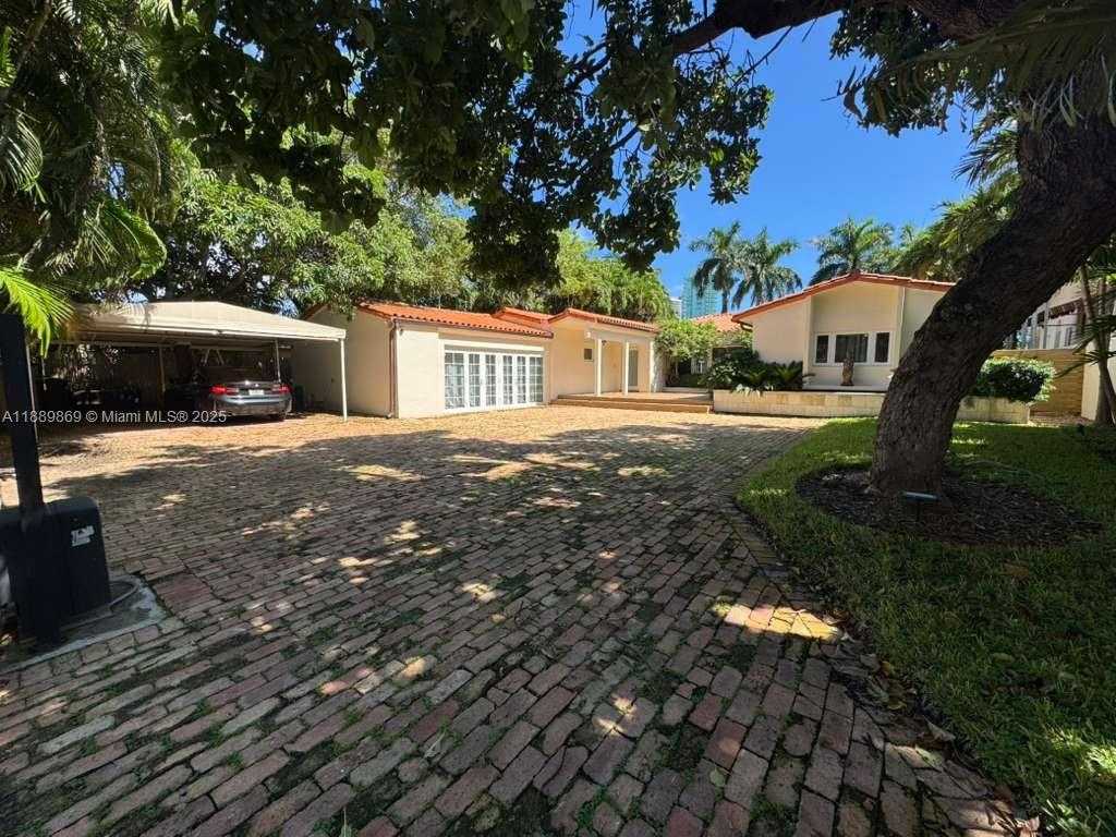 Small Image of 6015 PINE TREE DR, Miami Beach Number 59