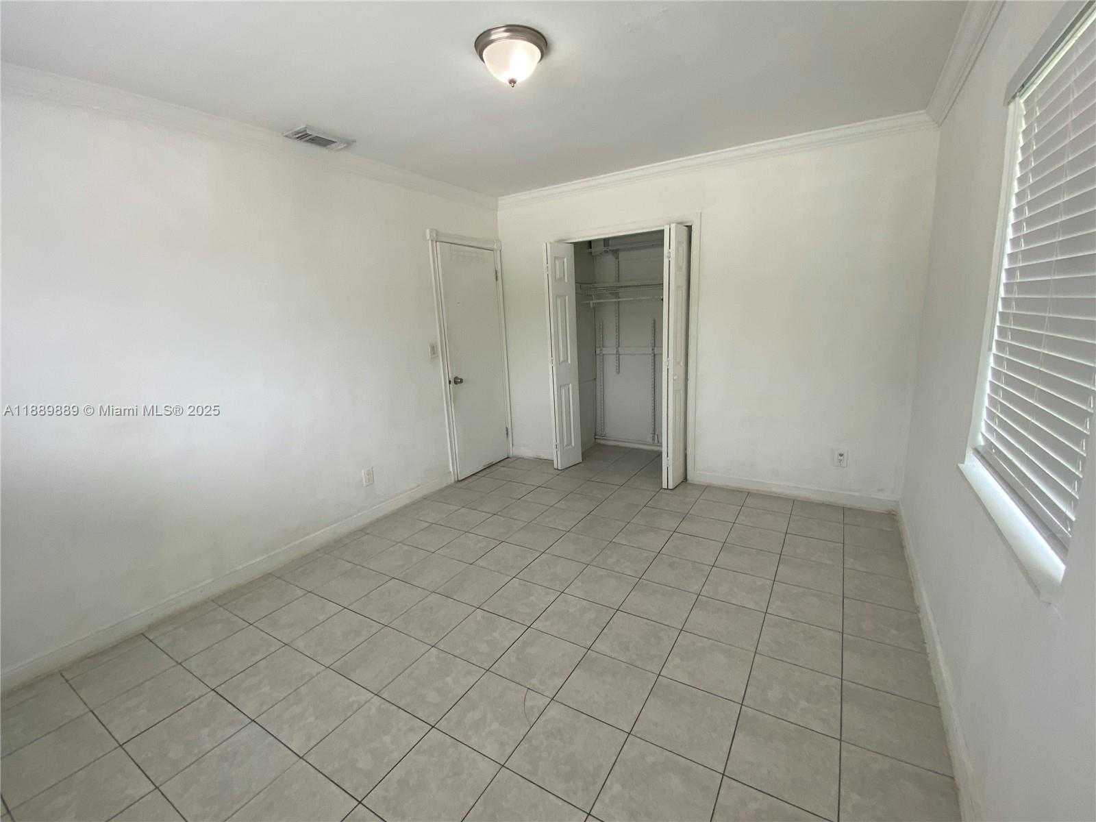 Small Image of 2215 ADAMS ST #1, Hollywood Number 14