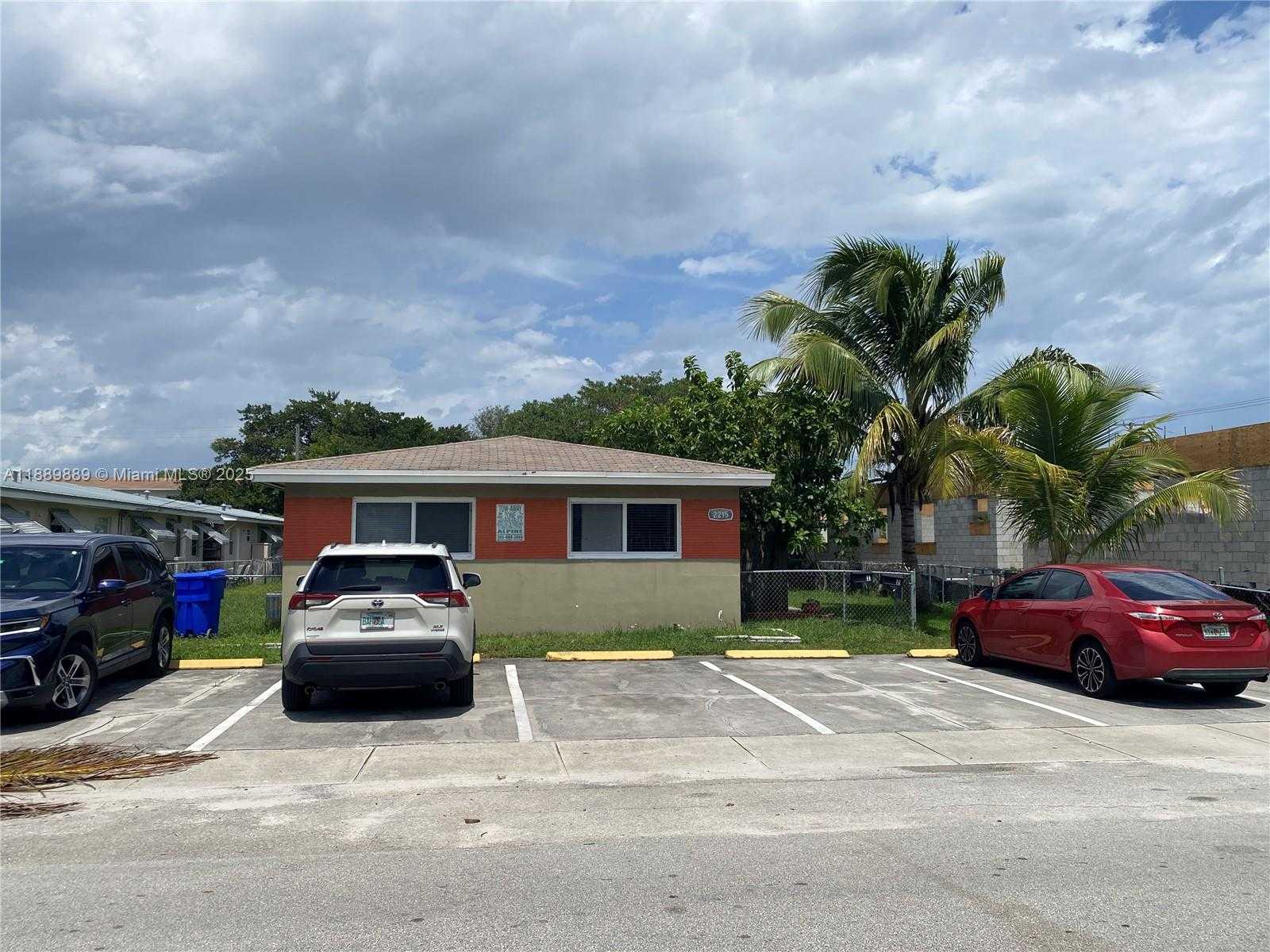 Small Image of 2215 ADAMS ST #1, Hollywood Number 8