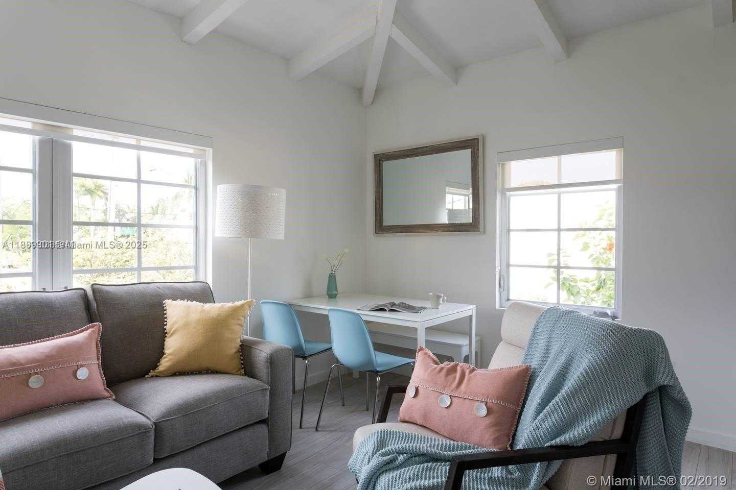 Small Image of 1450 MERIDIAN AVE #201, Miami Beach Number 4