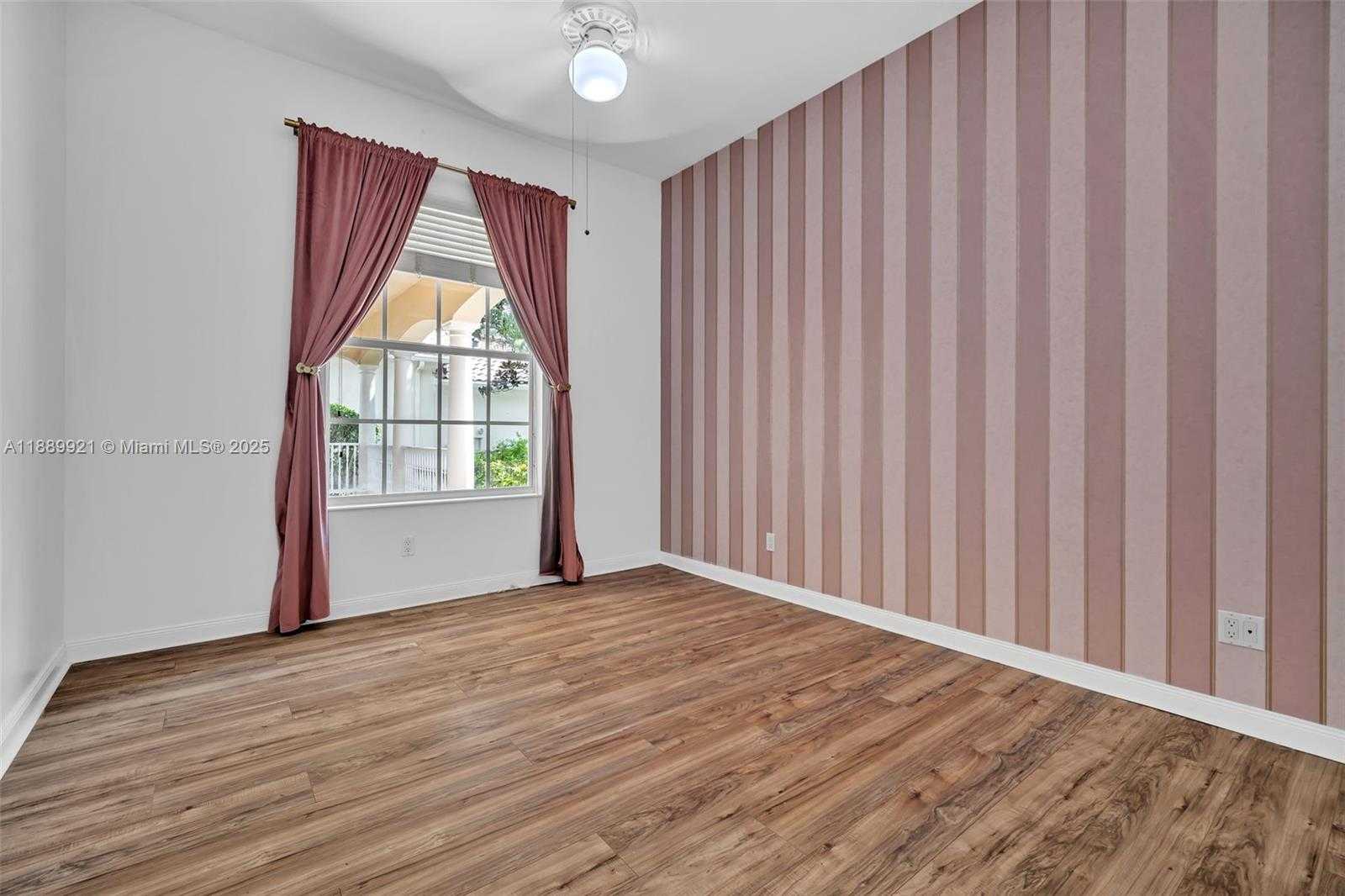 Small Image of 8033 KALIKO LN, Wellington Number 11