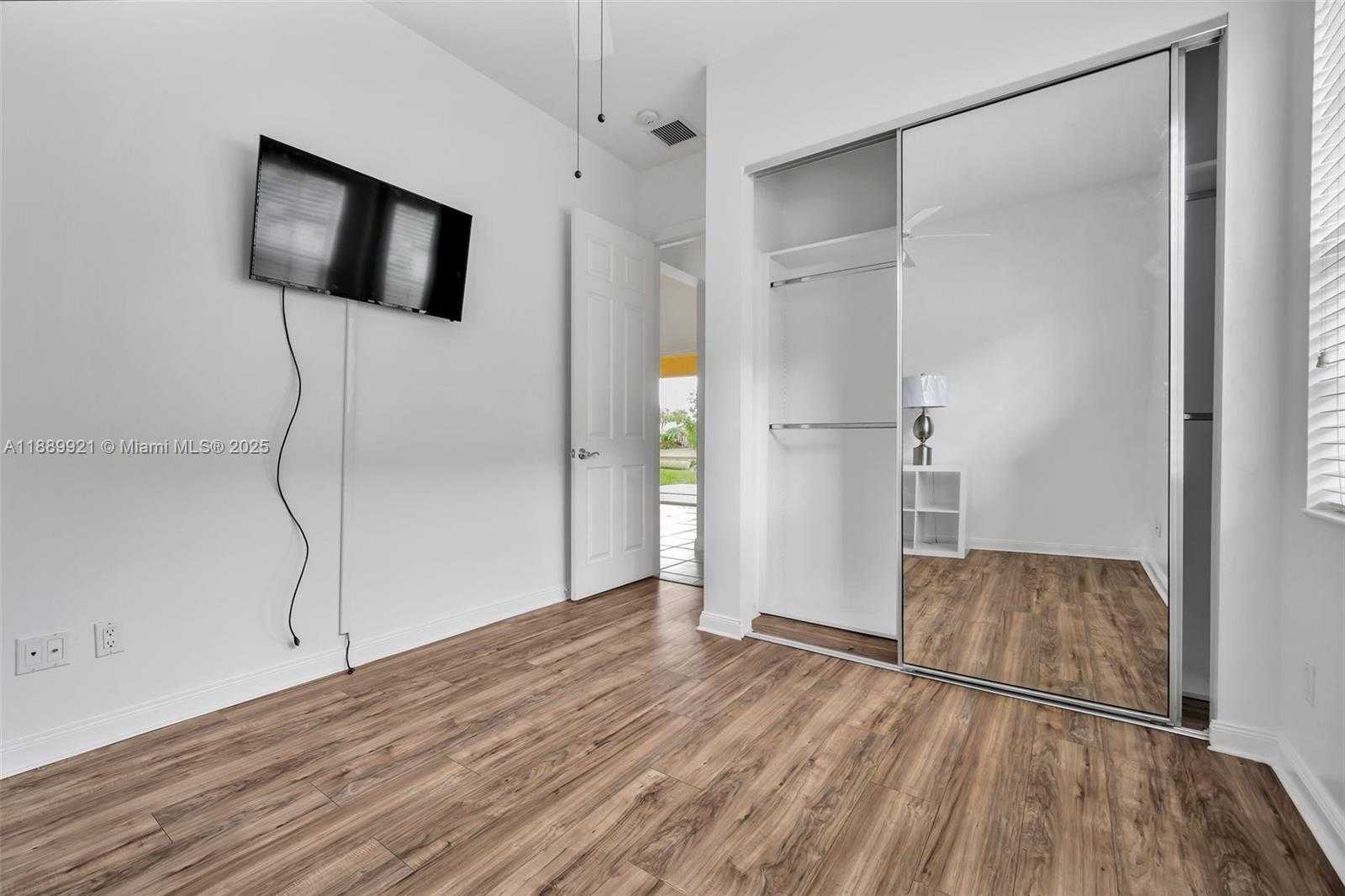 Small Image of 8033 KALIKO LN, Wellington Number 30