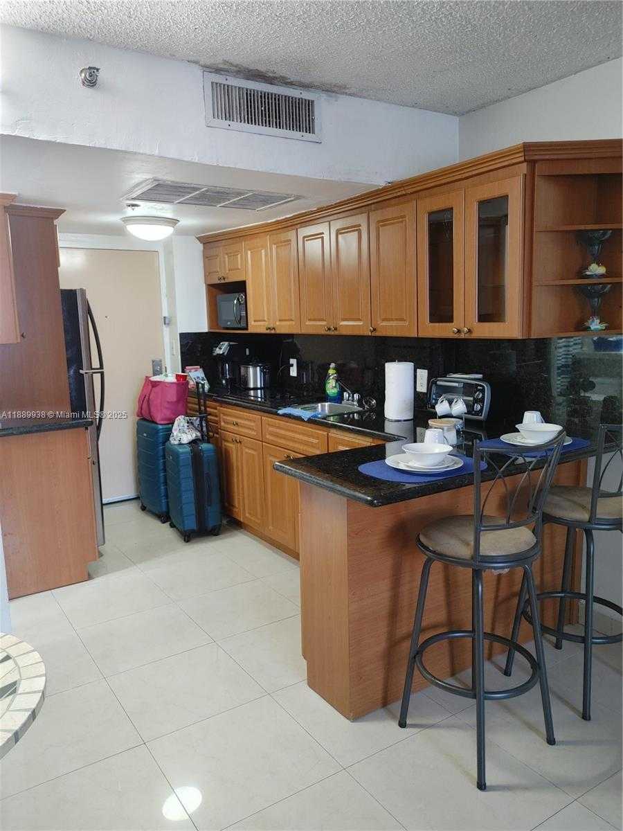 Small Image of 19201 COLLINS AVE #103, Sunny Isles Beach Number 6