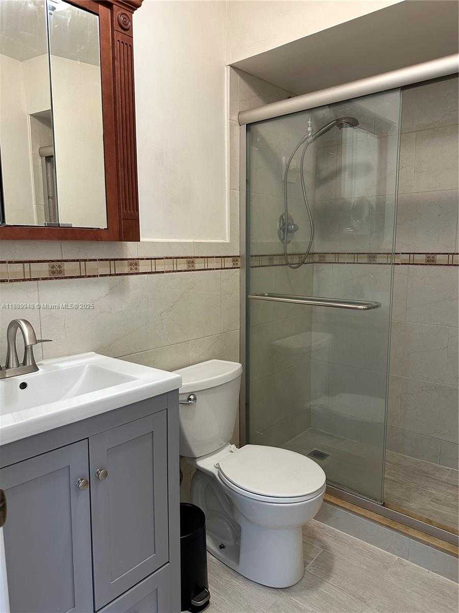 Small Image of 5912 SOUTH WEST 133RD CT, Miami Number 6