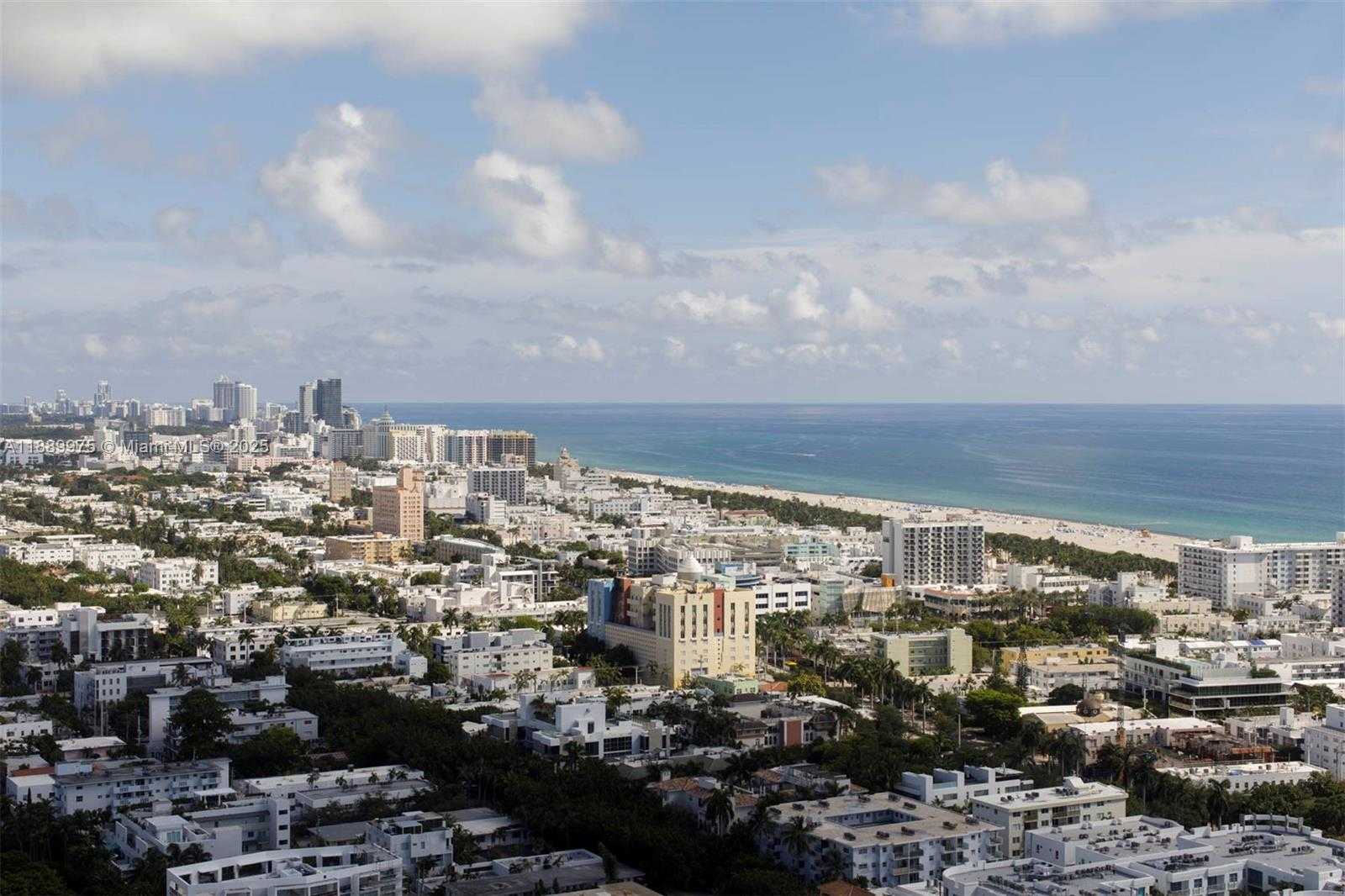 Small Image of 1000 SOUTH POINTE DR #3301, Miami Beach Number 10