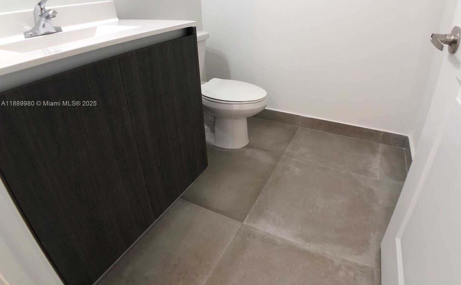 Small Image of 497 SOUTH WEST 91ST CT #497, Miami Number 5