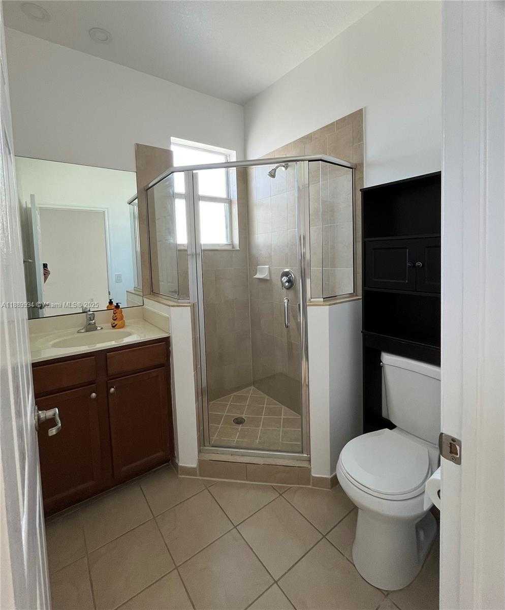 Small Image of 17077 SOUTH WEST 93RD ST #Rear, Miami Number 11