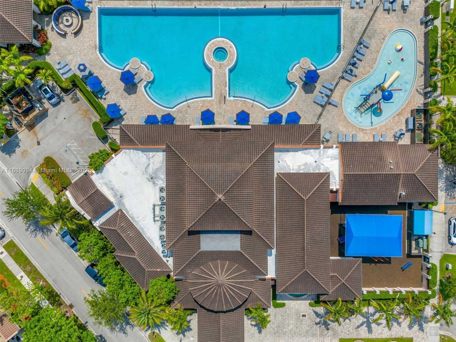 Small Image of 17077 SOUTH WEST 93RD ST #Rear, Miami Number 17