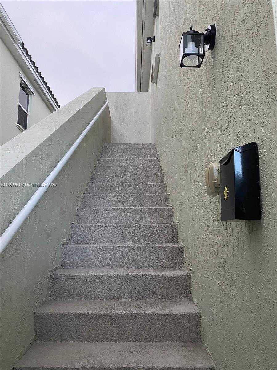 Small Image of 17077 SOUTH WEST 93RD ST #Rear, Miami Number 2