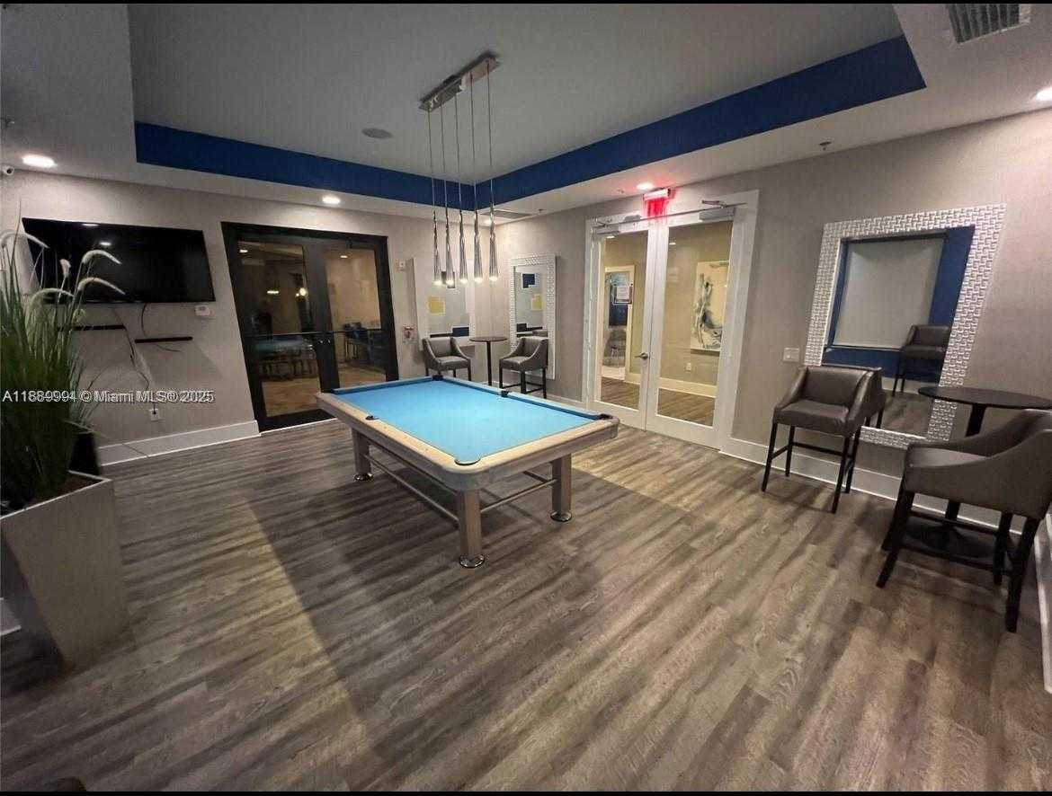 Small Image of 17077 SOUTH WEST 93RD ST #Rear, Miami Number 22
