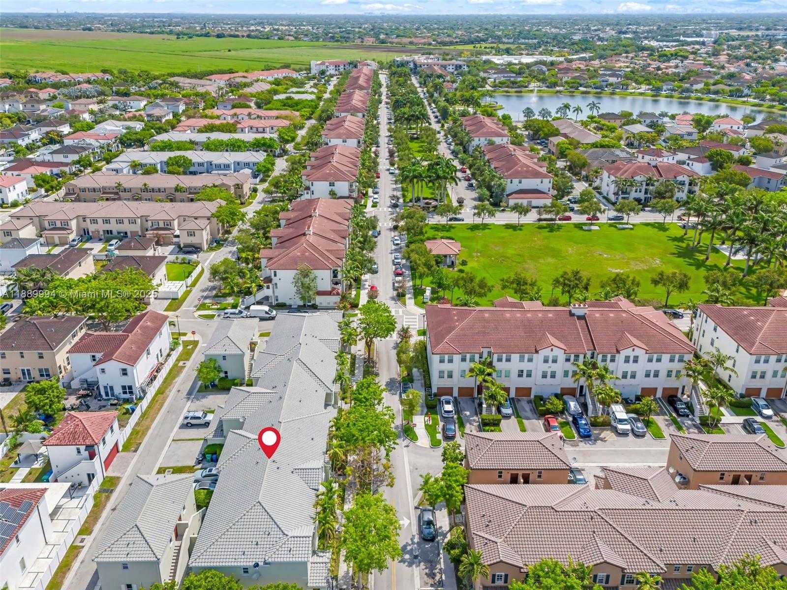 Small Image of 17077 SOUTH WEST 93RD ST #Rear, Miami Number 30