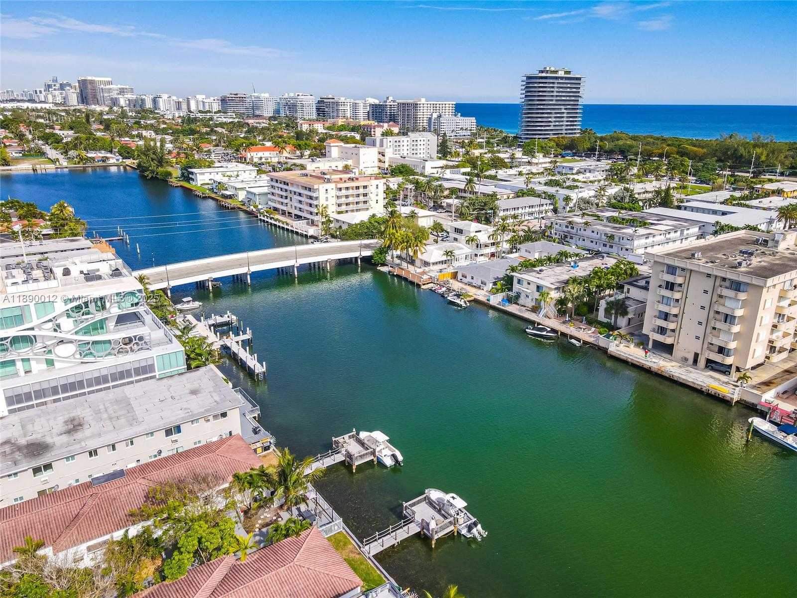 Small Image of 8335 EAST CRESPI BLVD #4, Miami Beach Number 18
