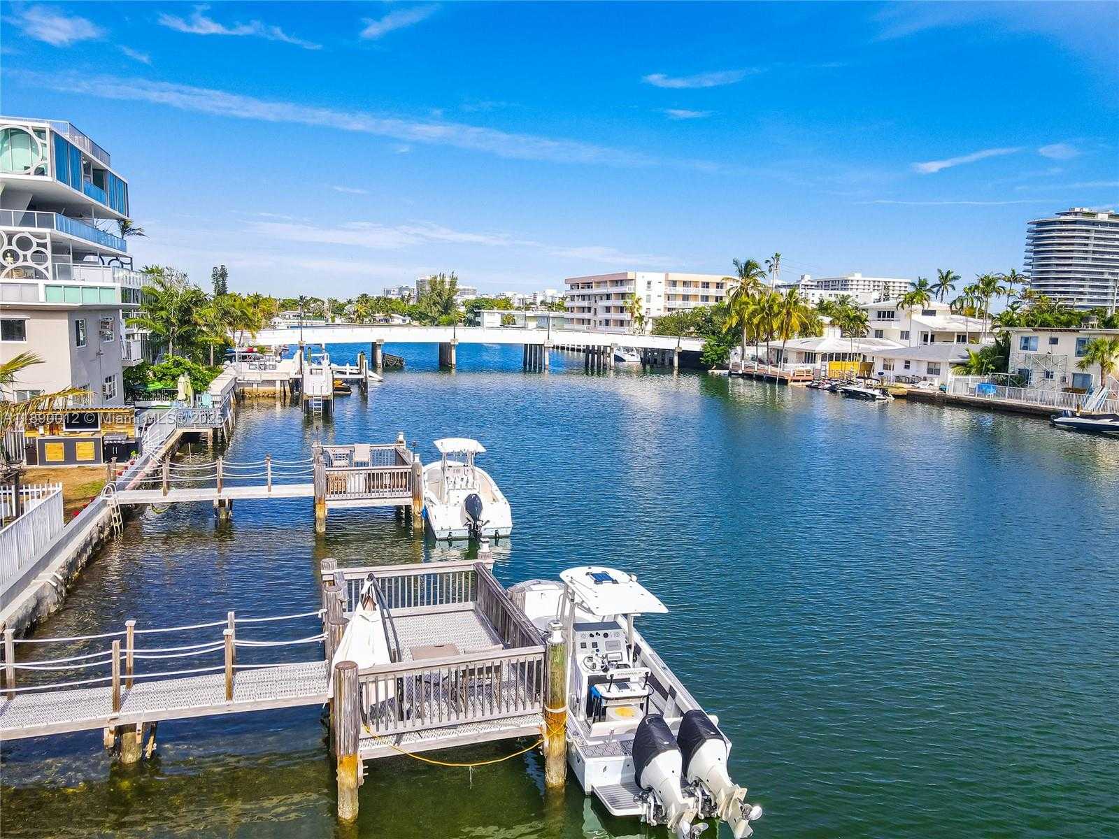 Small Image of 8335 EAST CRESPI BLVD #4, Miami Beach Number 19