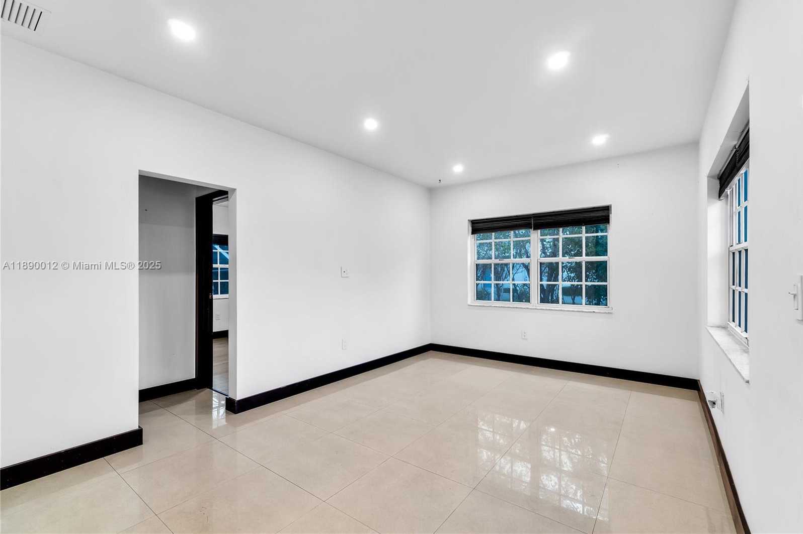 Small Image of 8335 EAST CRESPI BLVD #4, Miami Beach Number 8