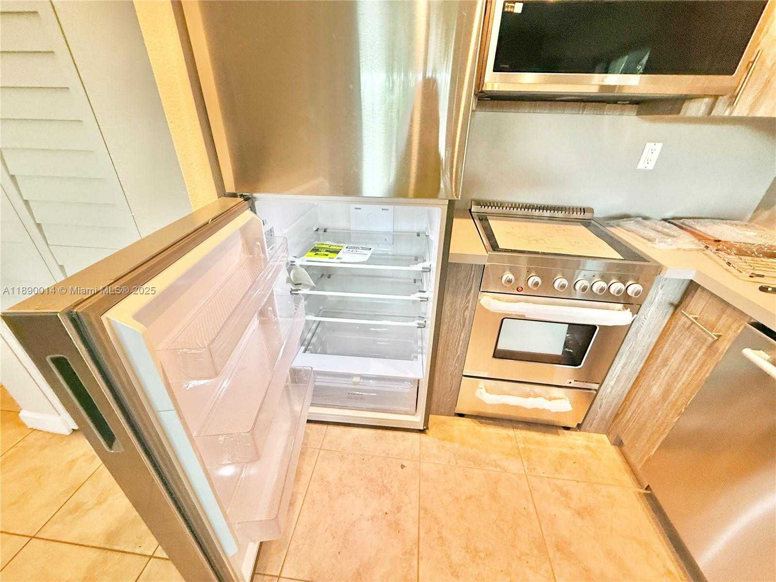 Small Image of 630 85TH ST #103, Miami Beach Number 6