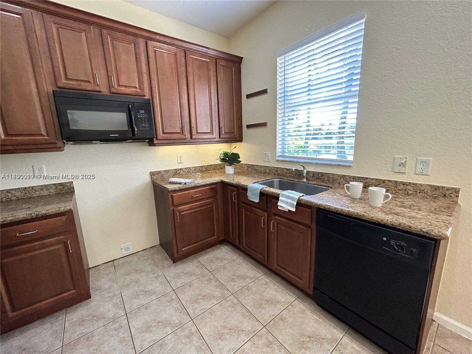 Small Image of 7828 PARSONS PINE DR, Boynton Beach Number 16