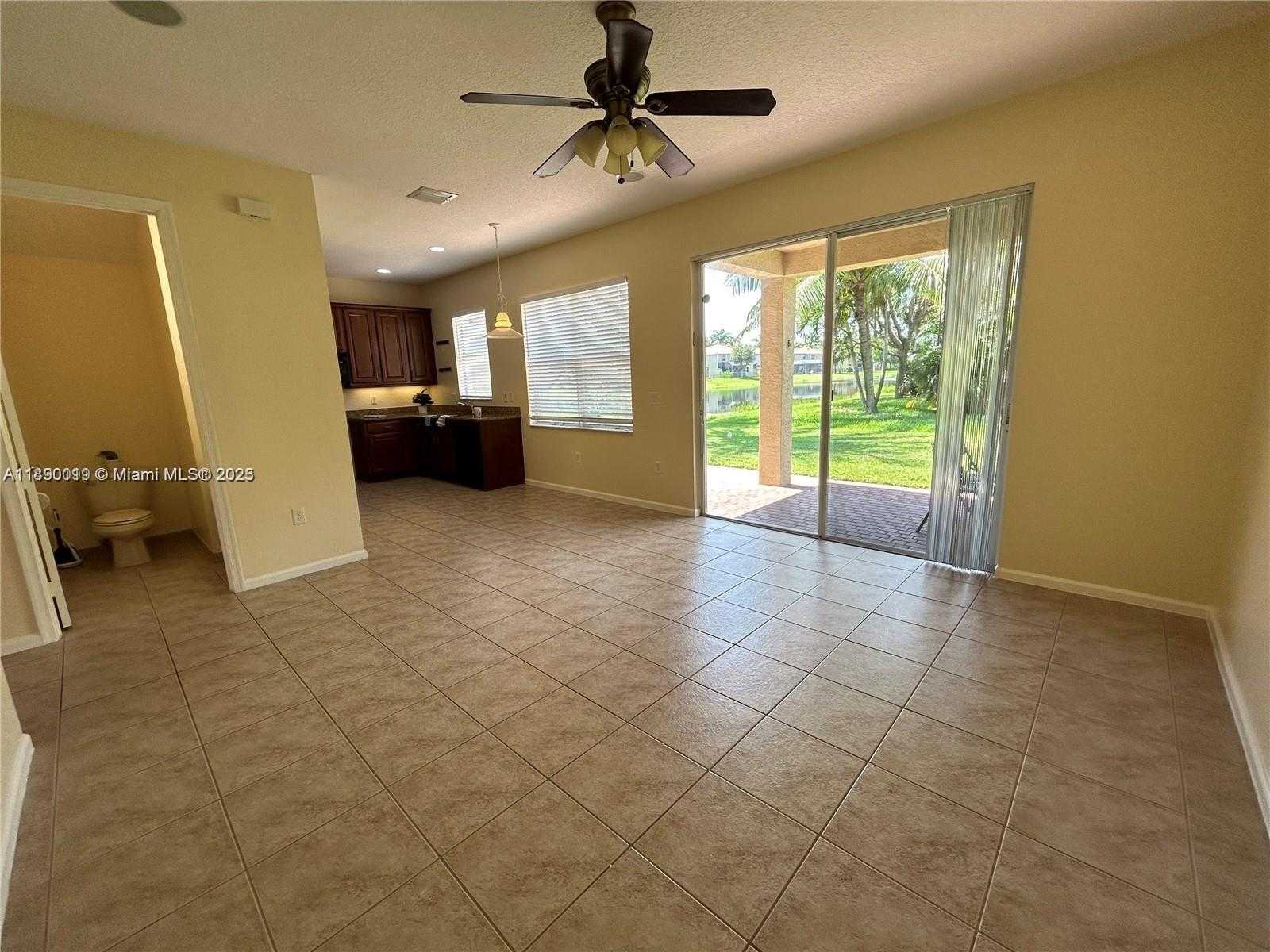 Small Image of 7828 PARSONS PINE DR, Boynton Beach Number 19