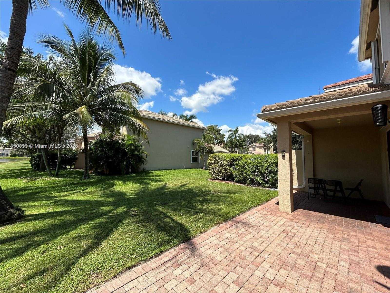 Small Image of 7828 PARSONS PINE DR, Boynton Beach Number 30