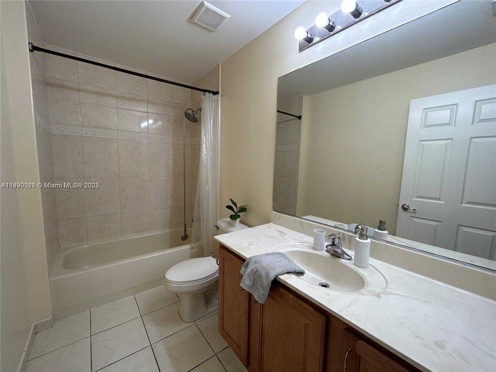 Small Image of 7828 PARSONS PINE DR, Boynton Beach Number 41