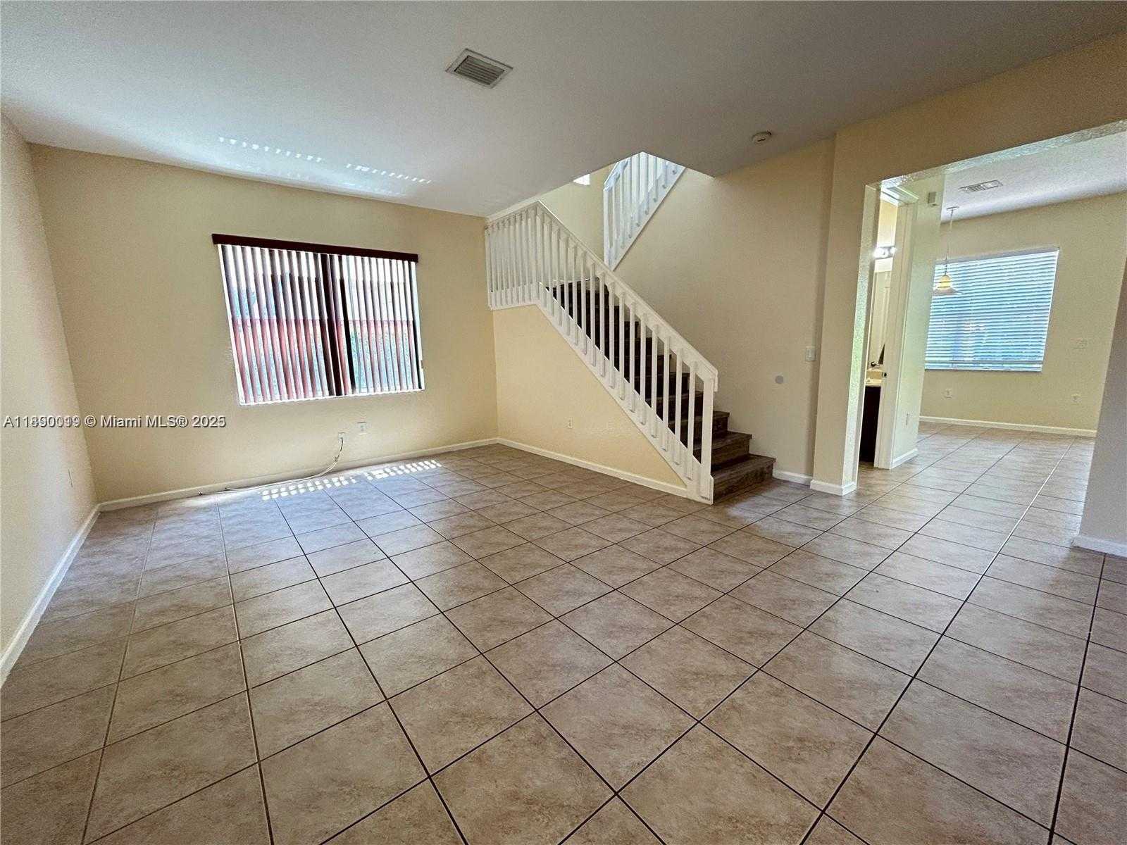 Small Image of 7828 PARSONS PINE DR, Boynton Beach Number 5