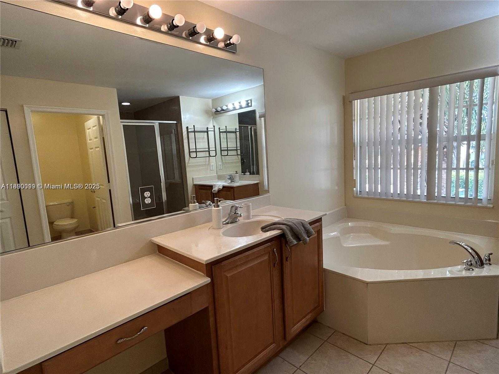 Small Image of 7828 PARSONS PINE DR, Boynton Beach Number 59