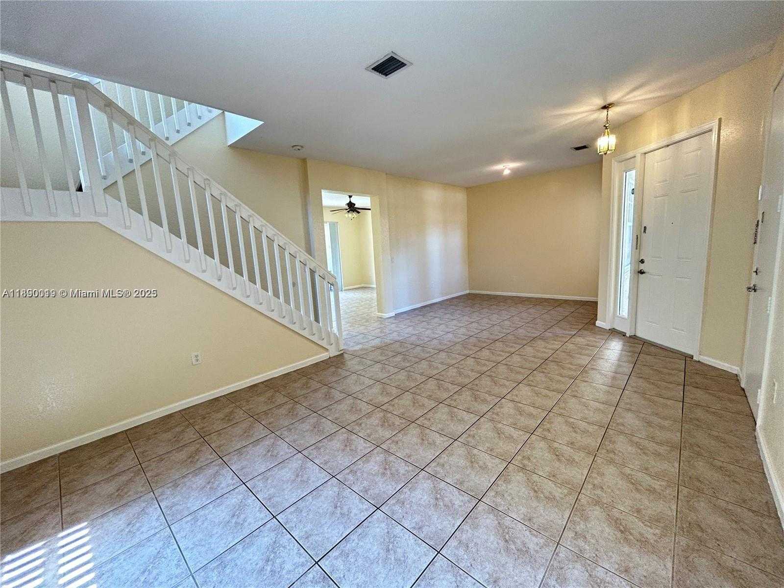 Small Image of 7828 PARSONS PINE DR, Boynton Beach Number 6