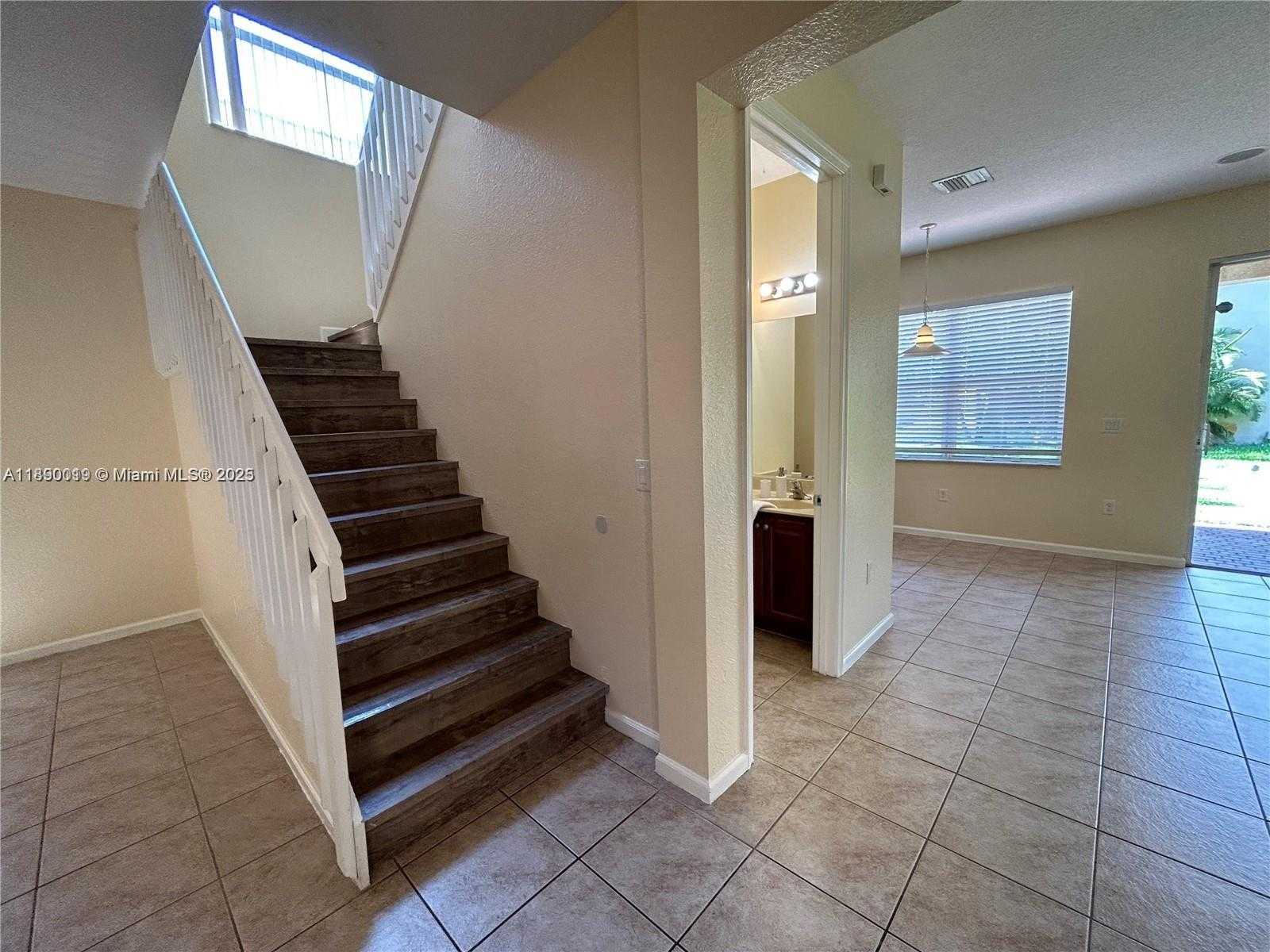 Small Image of 7828 PARSONS PINE DR, Boynton Beach Number 7