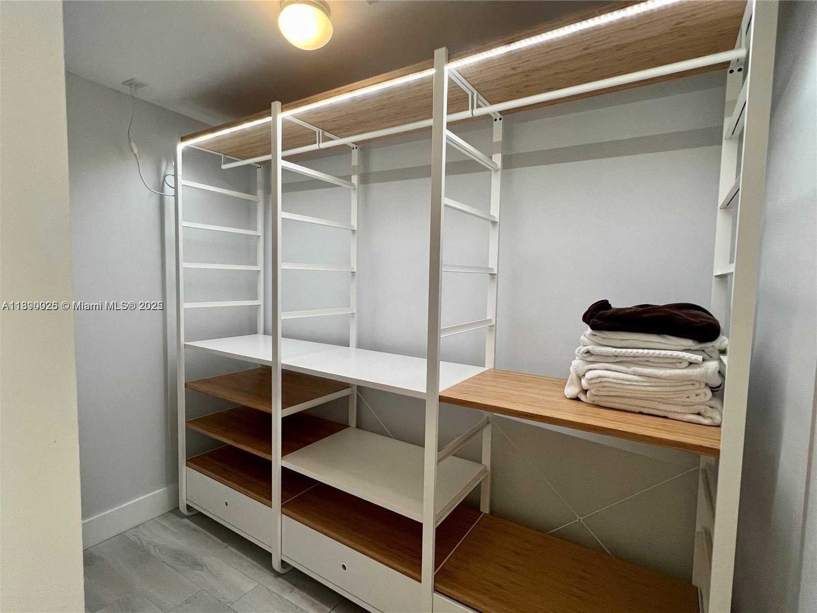 Small Image of 488 NORTH EAST 18TH ST #3208, Miami Number 11