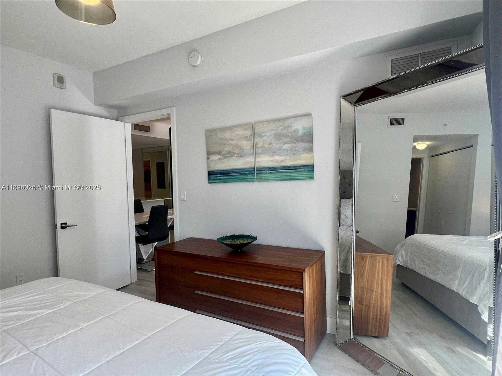 Small Image of 488 NORTH EAST 18TH ST #3208, Miami Number 12